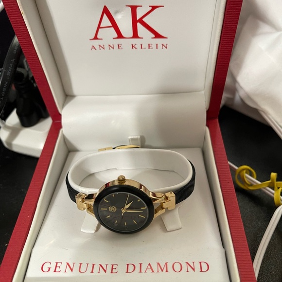 Brand New Anne Klein Diamond Watch. Very Beautiful and Elegant - Picture 3 of 6